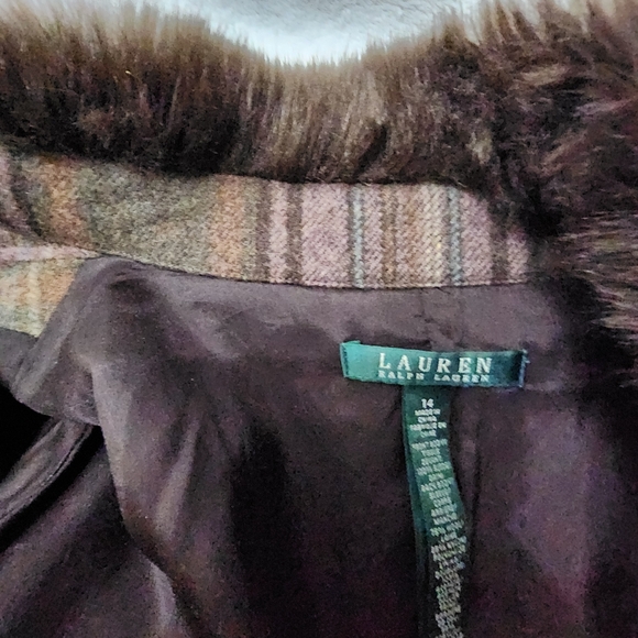 Ralph Lauren Suede Jacket – Fur Collar – Size 14 .pit To Pit 22" Lenght 26" - Picture 8 of 16